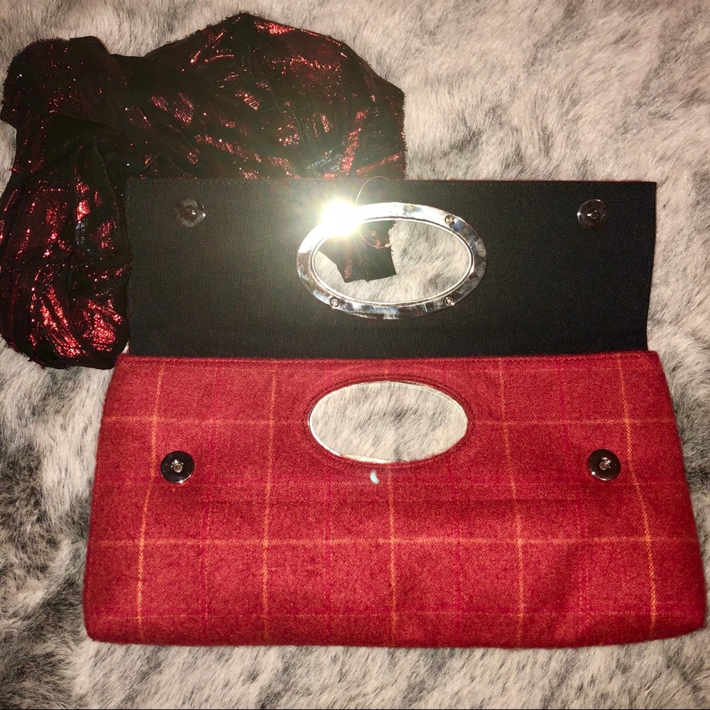 Putu by J.Maclear Retro Dark Red Plaid Felt Clutch - Picture 2 of 8